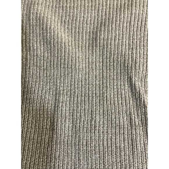 Old Navy Light Grey Round Neck Knit Sweater SP - Picture 4 of 7